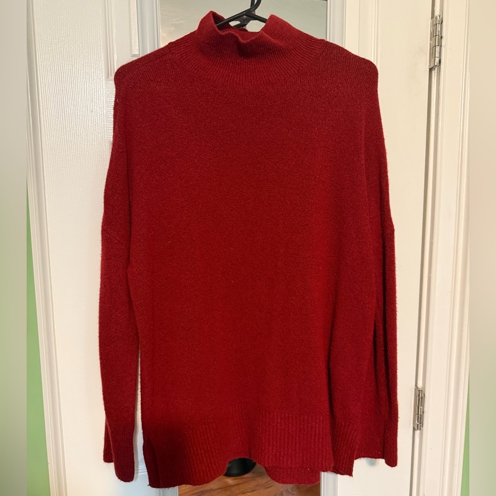 ABERCROMBIE - Mock neck Tunic Sweater - Red - Size M